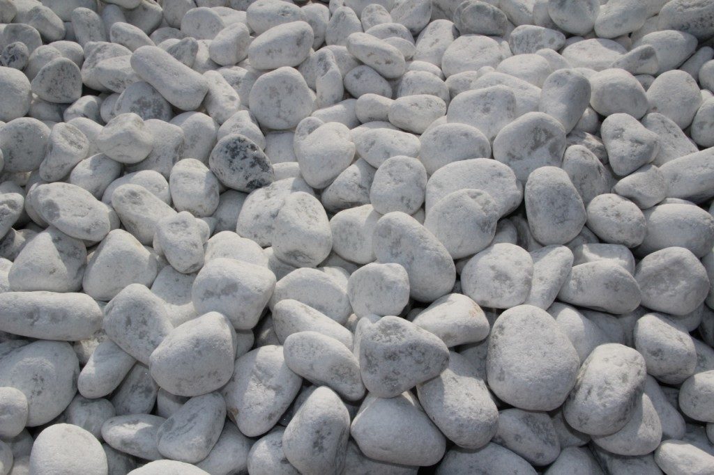 Ciottoli da giardino in marmo bianco di Carrara, pezzature varie